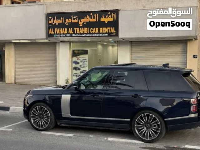 SUV Land Rover in Dubai
