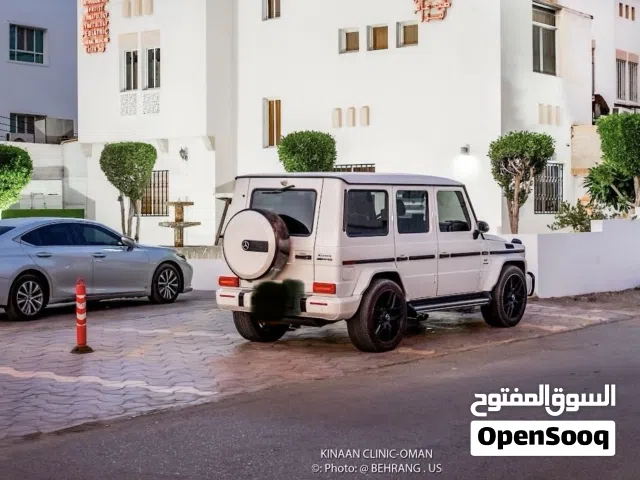 للبيع فيلا مميزة في الحيل الجنوبية على الخط الأول من شارع البركات.