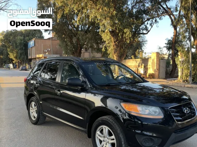 New Hyundai Santa Fe in Benghazi