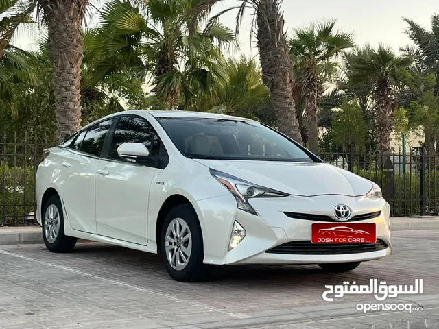 Toyota Prius hybrid   Model: 2017