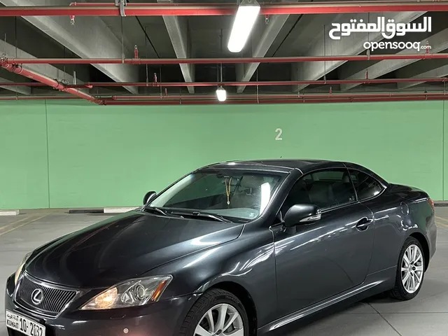 Used Lexus IS in Al Ahmadi