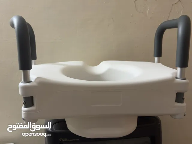 مقعد حمام لكبار السن
