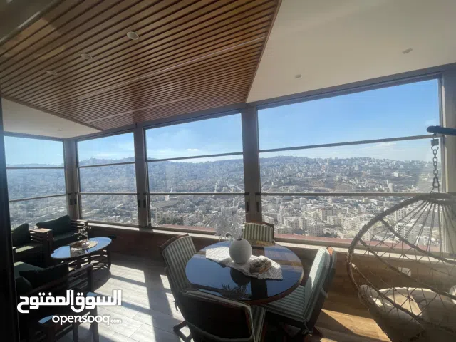 شقة طابقيه فاخرة