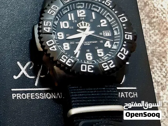 ساعه مميزه الاصلية مكفوله اصدار واحد مع كستكين والعلبة والكيس الخاص فيها