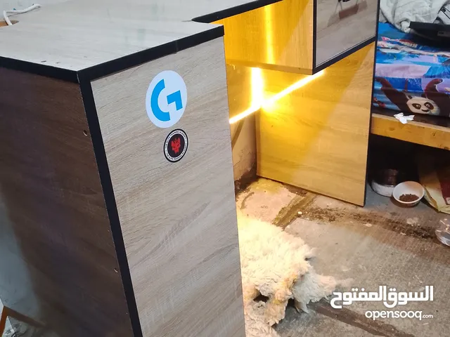 ميز pc فصال