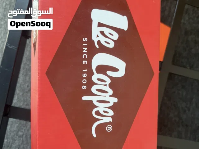 Lee cooper