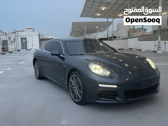 2014 بورش باناميرا Panamera S