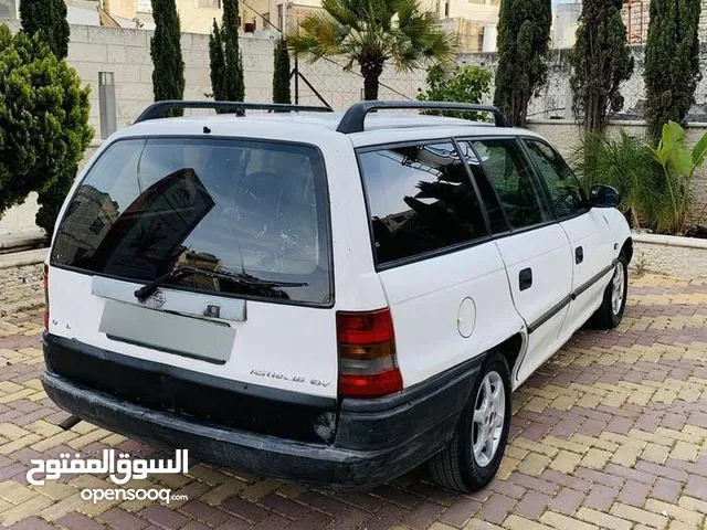 اوبل استرا مديل 1997