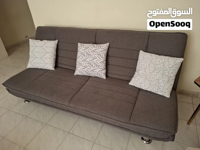 كنبة سرير عدد 2 السعر 400درهم