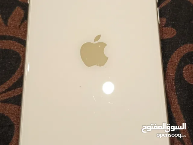 Apple iPhone SE 128 GB in Jeddah