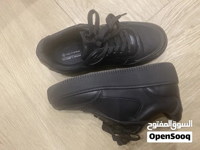 أحذية ماركات