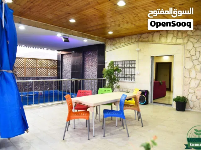 3 Bedrooms Farms for Sale in Zarqa Sarout