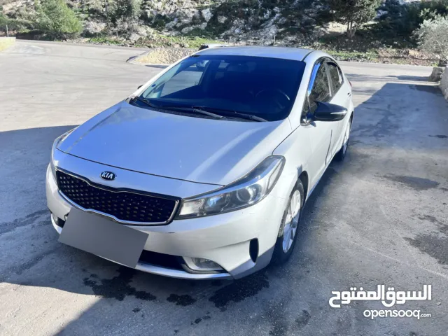 Used Kia K3 in Hebron