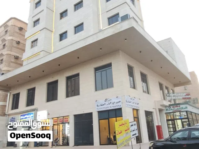 للإيجار محلات + مكاتب مساحات مختلفه تصلح لجميع الانشطه التجاريه ( مجمع جديد )