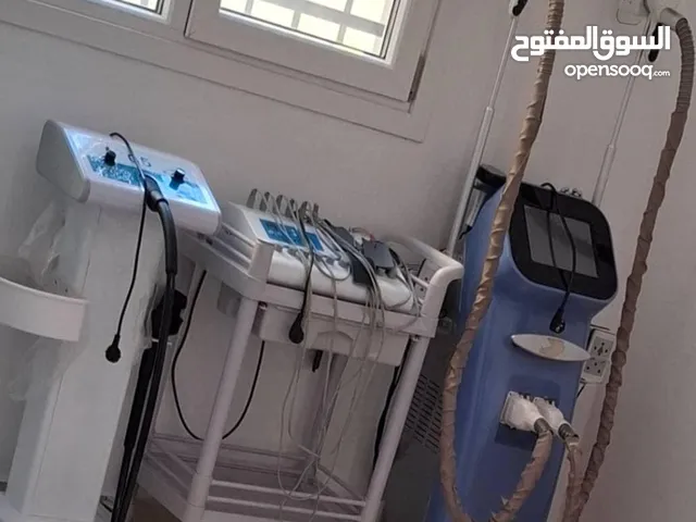حجرة للبيع
