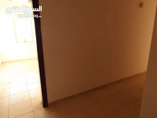 2غرفه وصاله بالراشديه وبلكونه