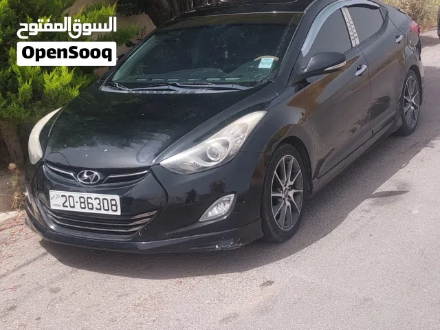 2012 هيونداي افانتي SE