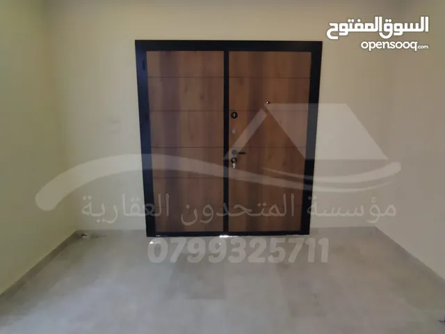200 m2 3 Bedrooms Apartments for Rent in Amman Al Kursi