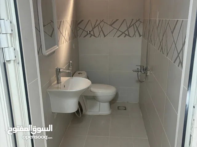 180 m2 5 Bedrooms Apartments for Rent in Jeddah Marwah