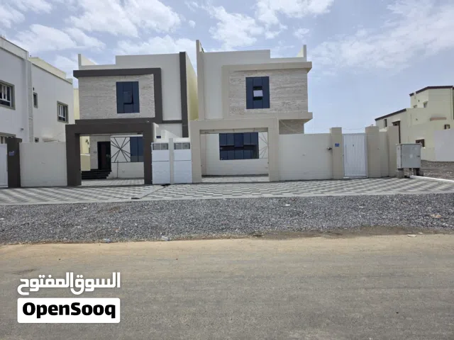 توين فيلا خلف الجامعه الالمانيه بالمخطط الجديد 71000