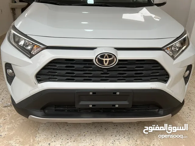 New Toyota 4 Runner in Misrata