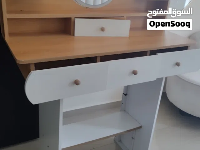 Small Dresser for 50 dirham