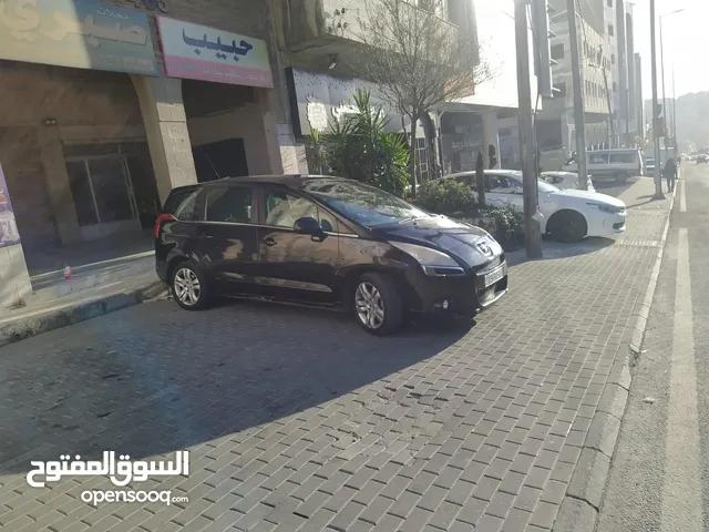 Used Peugeot 5008 in Amman