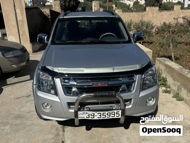 2009 ايسوزو D-ماكس LS