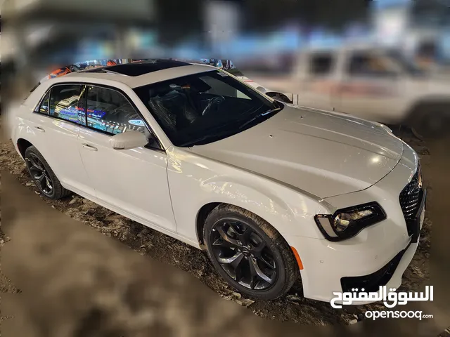 New Chrysler 300 in Baghdad