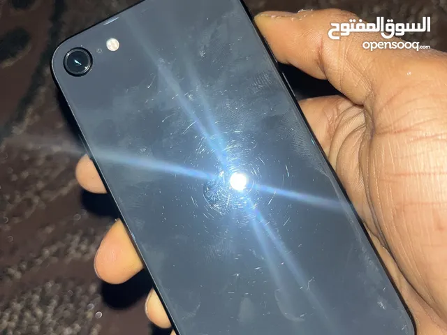 Apple iPhone SE 64 GB in Qasr Al-Akhiar
