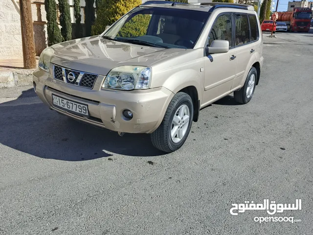 Nissan Xtrail 4*4 بحالة ممتازة