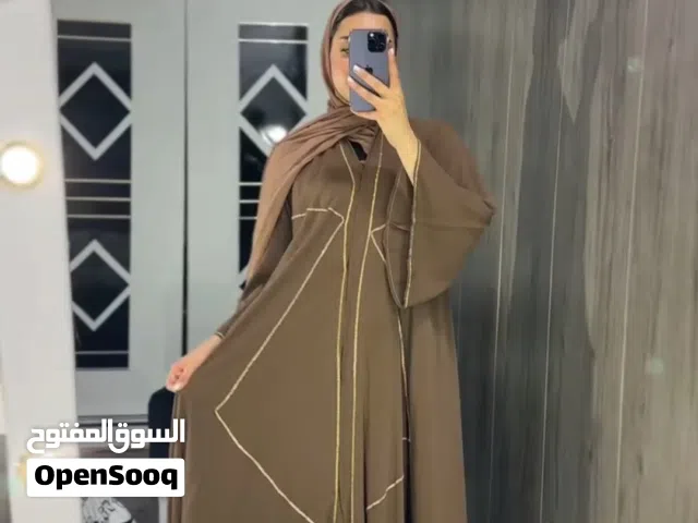 تجمع بين الأناقة والرقي عباية دبل كلوش مميزة مع شال قماش ولا اروع تجمع الأناقة والراحة والرقي في آن