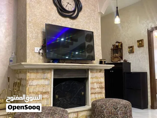 155 m2 4 Bedrooms Apartments for Sale in Zarqa Iskan Al Batrawi
