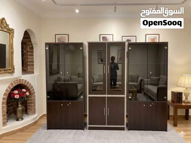 خزائن مكتبية للفايلات عدد 3 بحالة جديدة للبيع السعر 120 دينار ويوجد بيع. بالقطعة والقطعة الوحدة 50 د