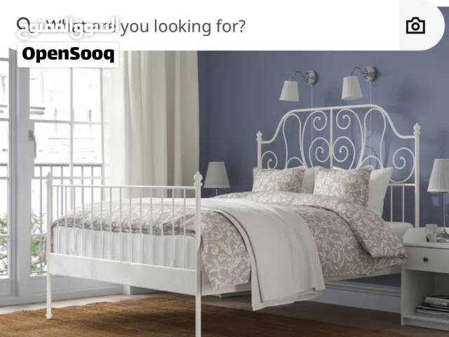 تخت اكيا مع فرشة استعمال خفيف شبه جديد