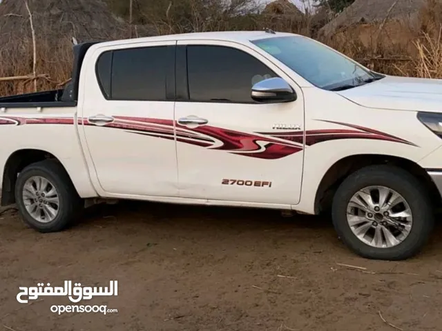 Toyota Hilux 2016 in Al Hudaydah