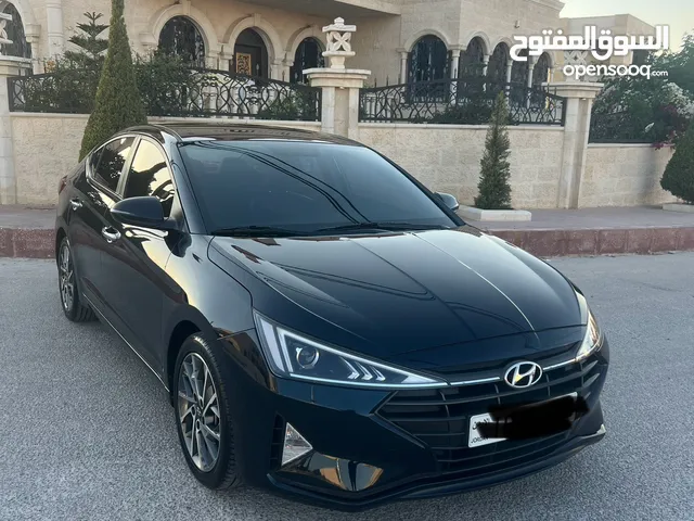 سيارة بحالة الوكالة مرخصة جديد