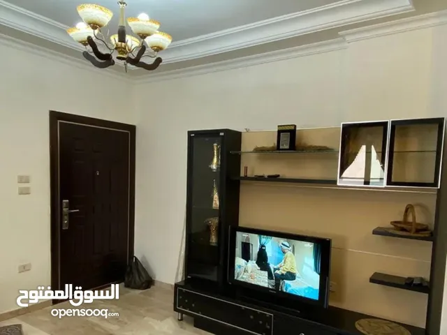 140 m2 3 Bedrooms Apartments for Rent in Amman University Street