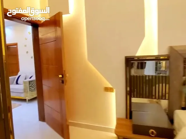 170 m2 2 Bedrooms Apartments for Rent in Jeddah Al Faisaliah