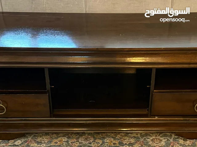 طاوله تلفاز مع طاولات قهوه