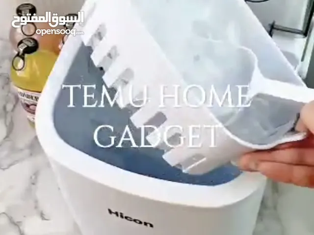 آلة صناعة الثلج في دقائق مشروبات طازجه عصائر ماء واي سوائل أخرى وتحويلها إلى كتل ثلج
