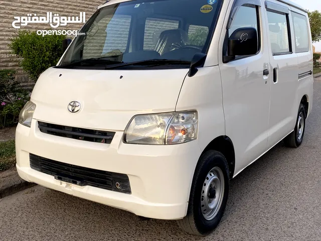 Used Toyota LiteAce in Aden