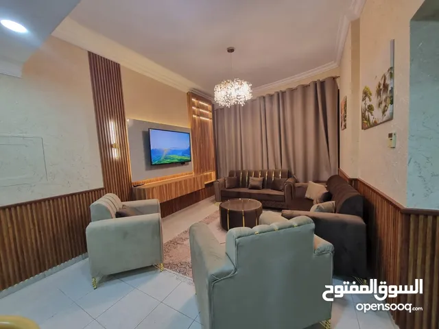 للايجار الشهري شقة مفروشة غرفتين وصالة في عجمان منطقة الجرف أبراج الجاردن سيتي