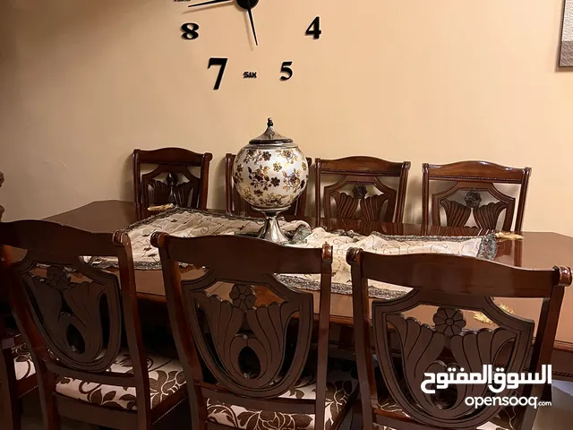 Dining table - 8 seater