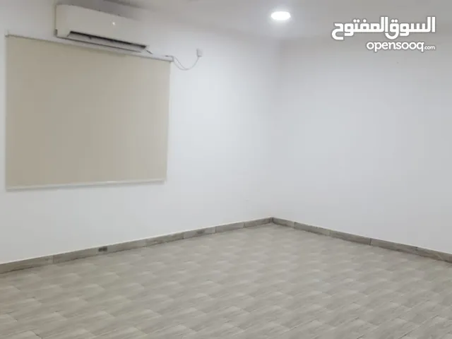 400 m2 4 Bedrooms Villa for Rent in Al Ahmadi Wafra residential