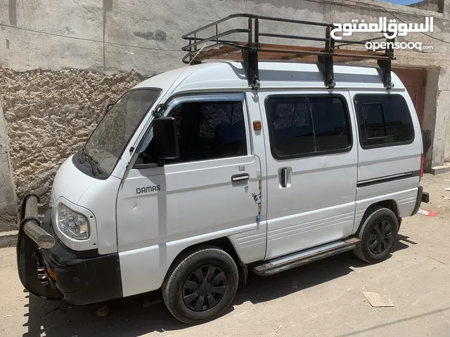 تاكسي توصيل داخل عدن اي شي استقبال وتوصيل من والى مطار عدن او فرزه الباصات في عدن او توصيل اي شي