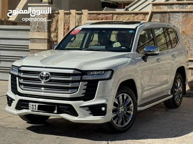 تويوتا لاند كروزر VX موديل 2024 ضمان شركة SAS بحالة الزيرو ماشيه 3500 كيلو فقط