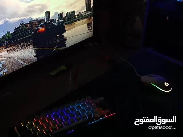 Gaming pc with ryzen 7 2700x and rtx 2060