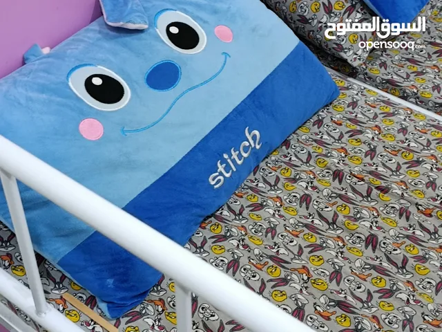 جرباية أطفال عدد 2 بحالة جيدة جدآ