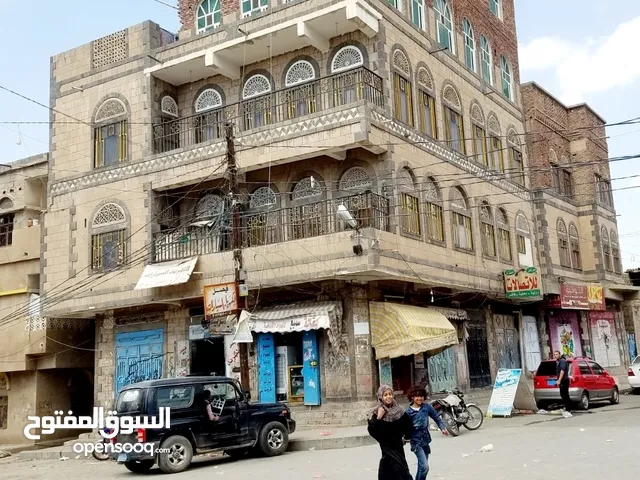 5+ floors Building for Sale in Sana'a Sheraton Street